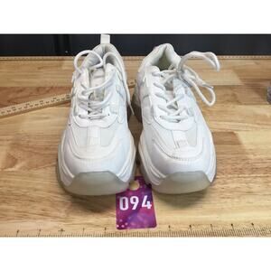 Madden Girl VENO01J1 Sneakers Women's 8.5 White Leather Lace Up Low Top Venomm